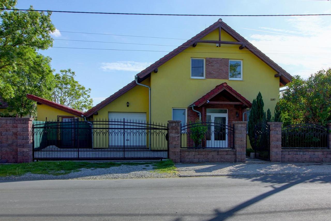 Apartments Novy Zivot Exterior photo